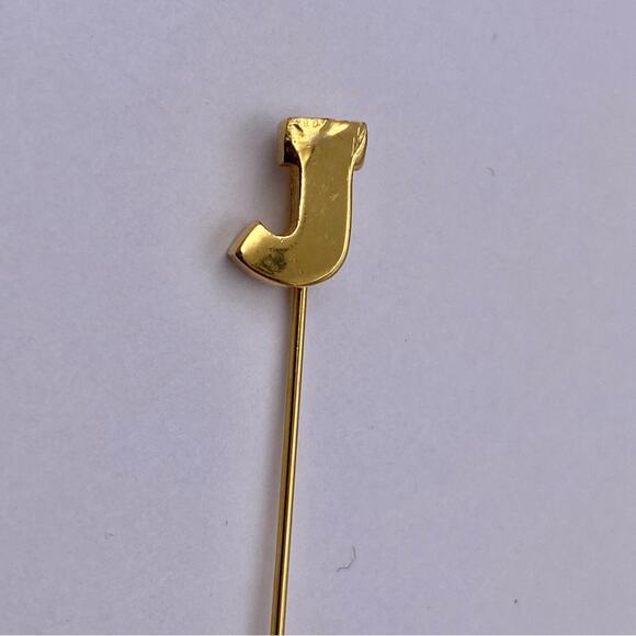 TRIFARI Vintage J Initial Letter Stick Pin - Picture 1 of 8